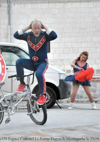 Spectacle burlesque et acrobatique : Jeffy et Emy Stars