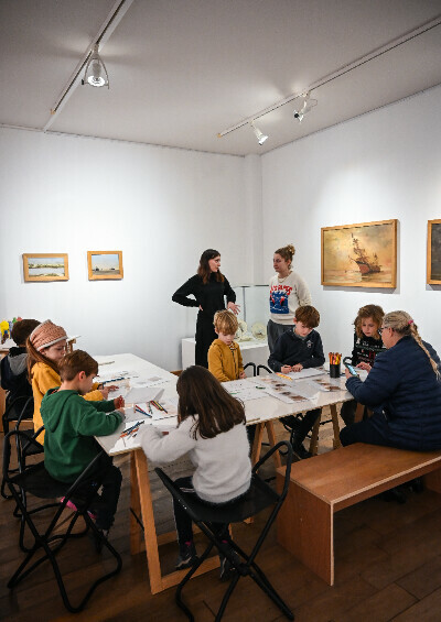 Atelier au musée Opale sud "Poil à poil"