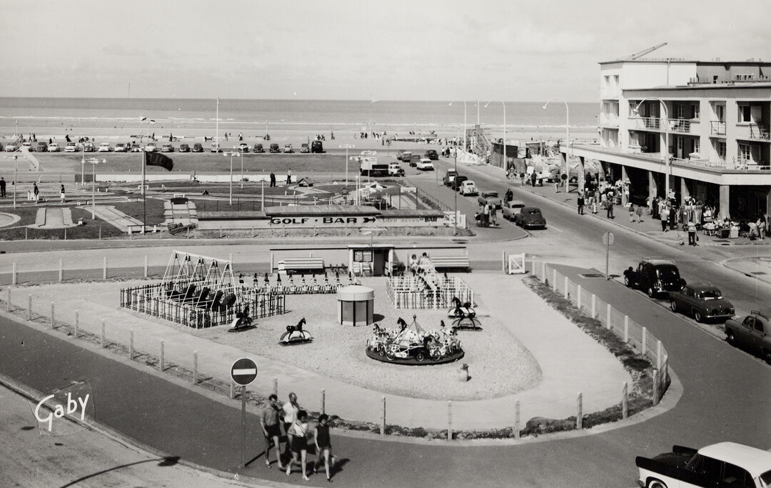 Anonyme, Place de l’Entonnoir, photo n&b, ca. 1960, coll. Archives Municipales de Berck