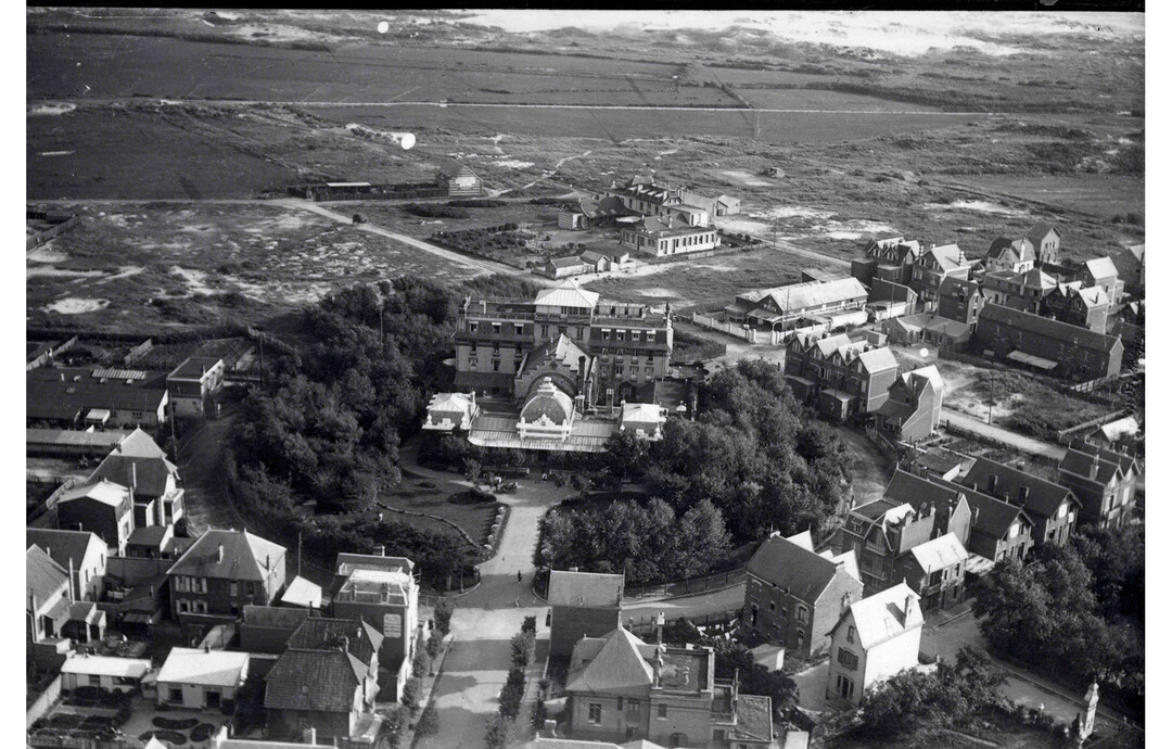 Anonyme, Le Cottage des Dunes, photographie n&b, ca. 1930, coll. Archives Municipales, Berck