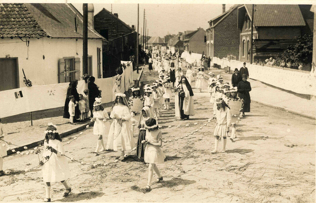 Procession de la Fête Dieu, photo N&B, coll. Archives municipales, Berck