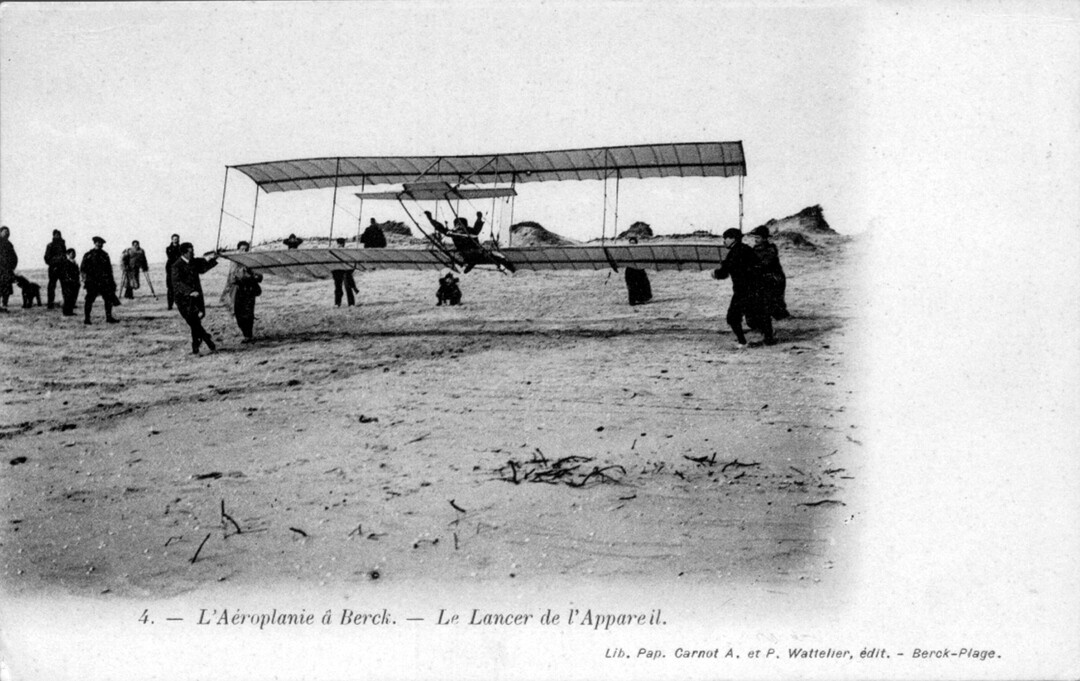 Anonyme, L’aéroplane à Berck, le lancer de l’appareil, ca 1904, coll. Musée Opale Sud