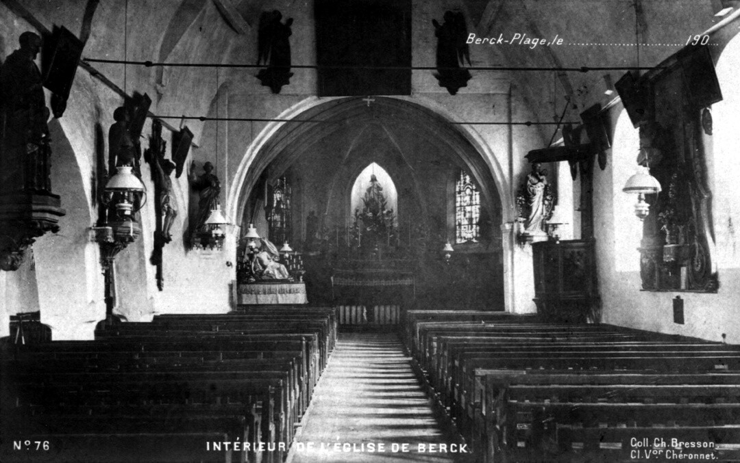 Eglise Saint-Jean-Baptiste, la nef et le chœur, carte postale, ca 1900, coll. Archives municipales, Berck